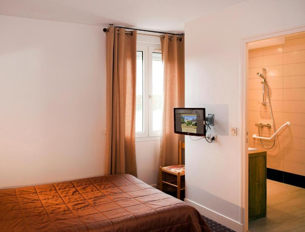 Logis Hotel Restaurant Du Labrador Saint-Benoit-sur-Loire Ngoại thất bức ảnh