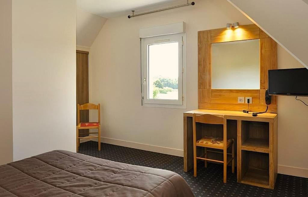 Logis Hotel Restaurant Du Labrador Saint-Benoit-sur-Loire Ngoại thất bức ảnh